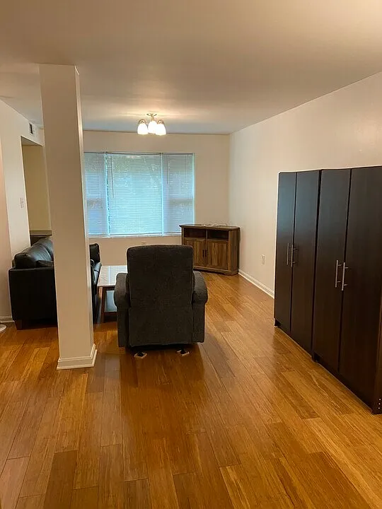 1 bed, 600 sqft, $1,850 — Photo 2