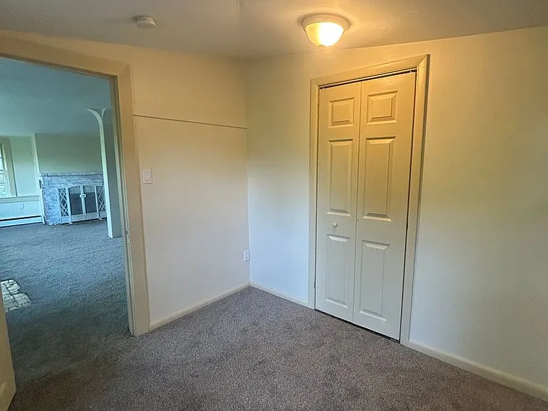 5683 Creekview Rd — Photo 12