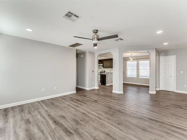 1408 Poppy Seed Ln — Photo 8