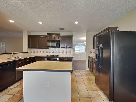 3rd image of 7708 Cresswell Ct