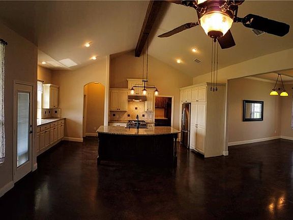 3rd image of 3020 Colina Creek Dr