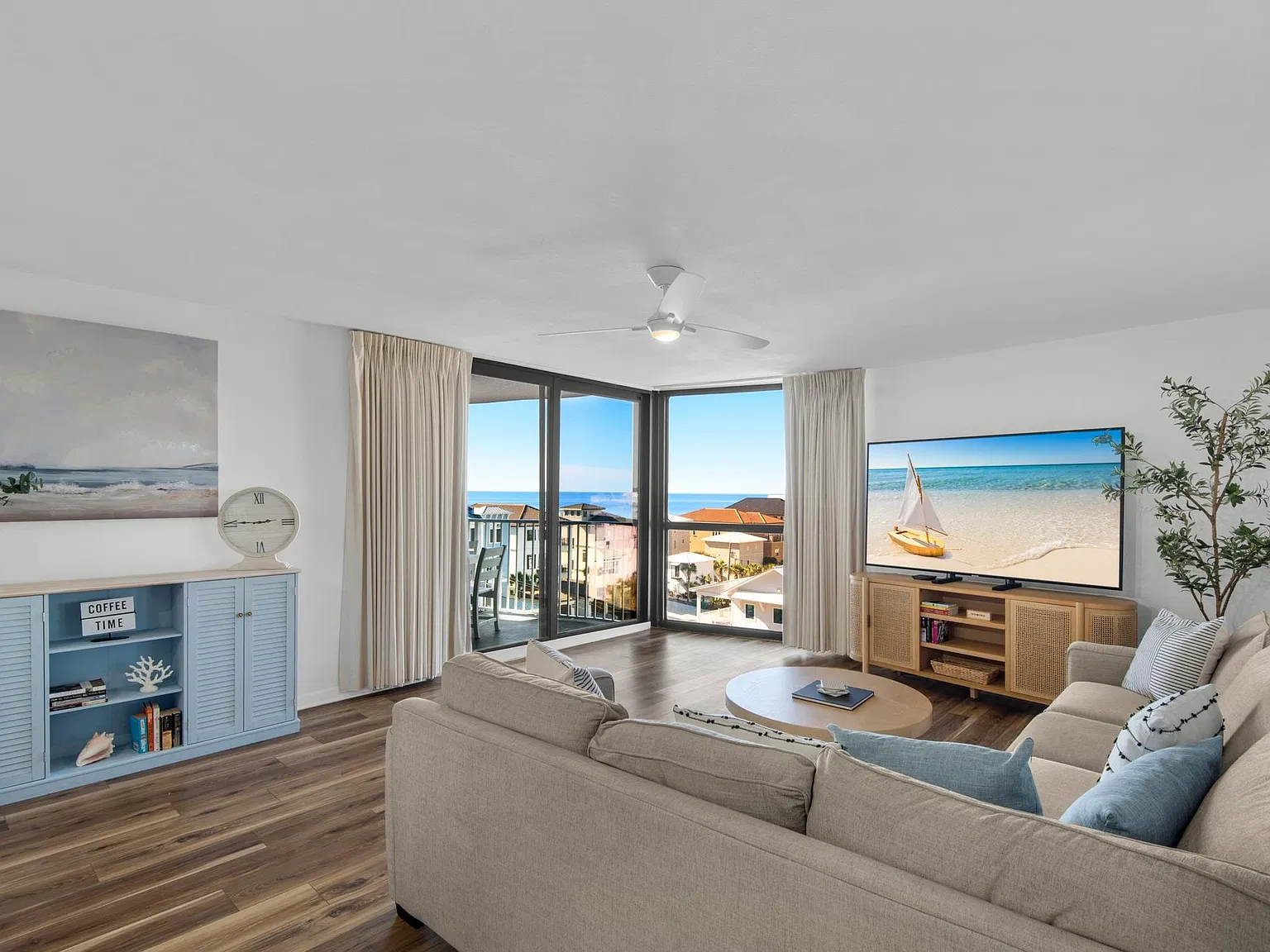 2 bed, 1208 sqft, $3,800 — Photo 3