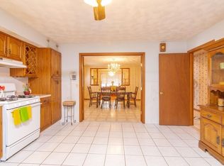 23 Loring St, Springfield, MA 01105