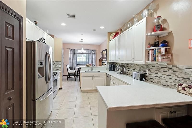 1st image of 70 Landau St #70