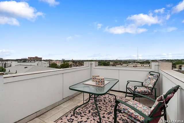 408 Lewis St — Photo 15