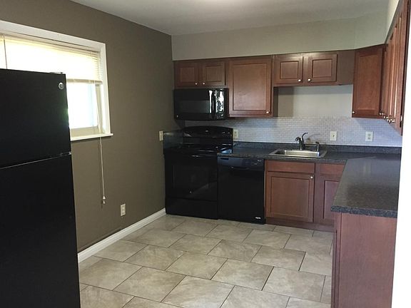 Large kitchen with new appliances