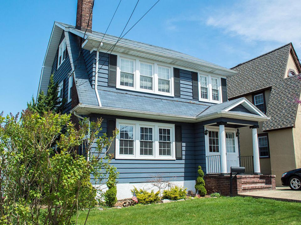 1st image of 105 Sturges St