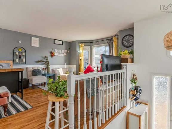 5th image of 239 Charles Rd