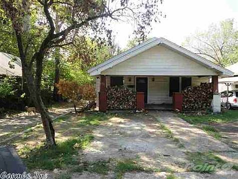 2nd image of 271 Woodlawn Ave