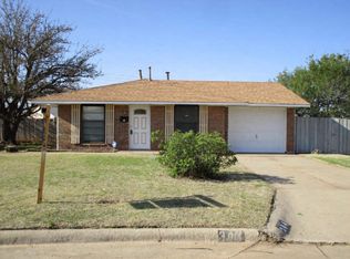 304 Saturn St, Altus, OK 73521