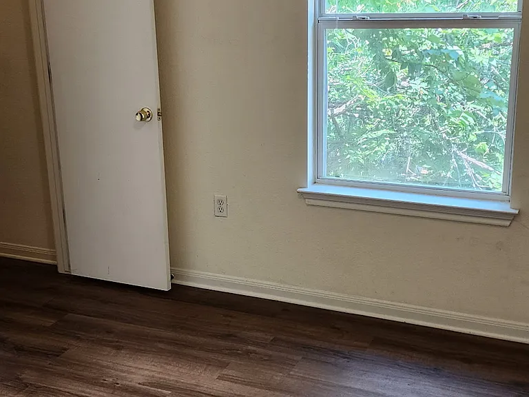 upper bedroom