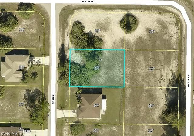 2nd image of 4033 NE 8th Pl