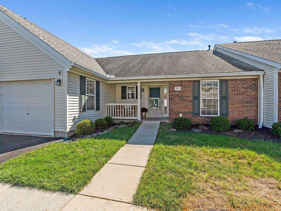 1st image of 313 Retreat Ln