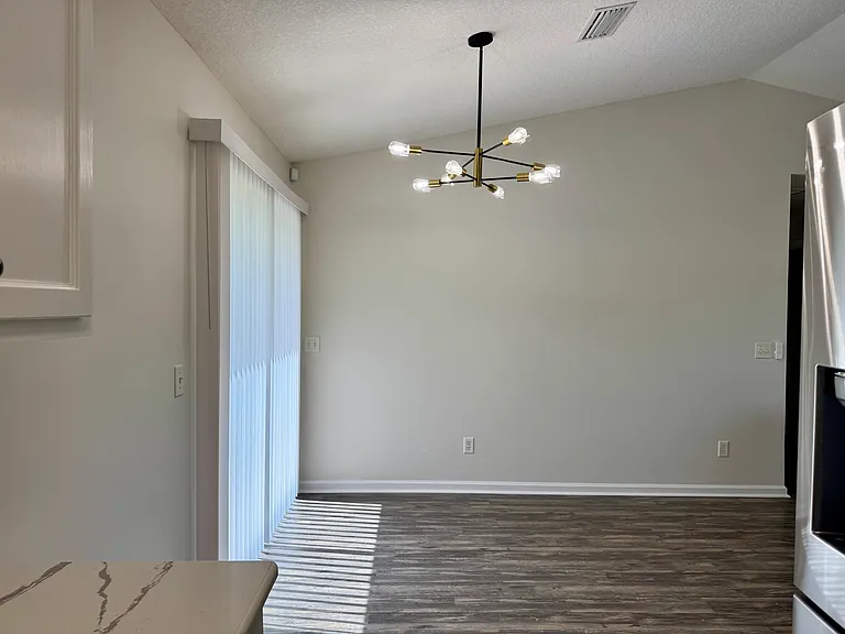 149 Aidan Ct — Photo 5