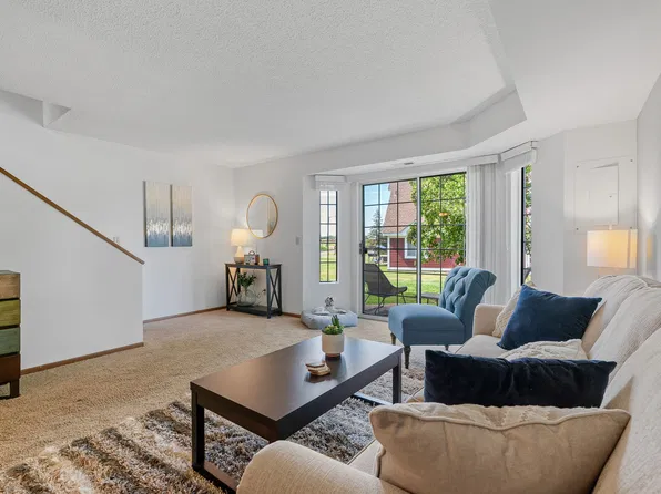 Bass Lake Hills Townhomes