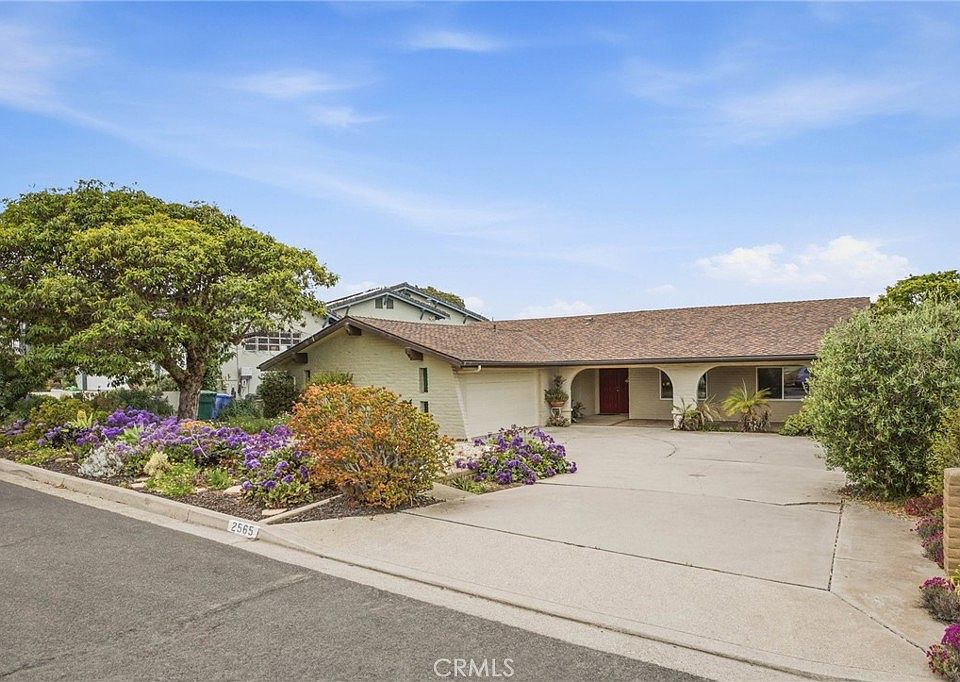 1st image of 2565 Bay Vista Ln