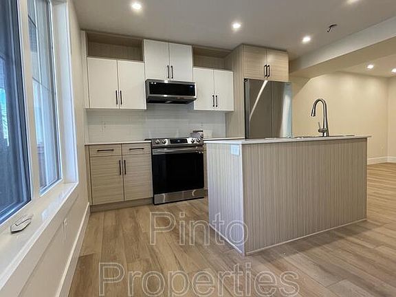 4th image of 8717 110th St NW #1A