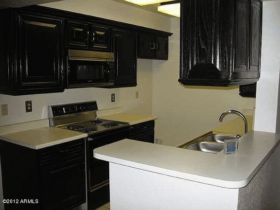 5th image of 10610 S 48th St Unit 2077