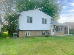 743 Abbe Rd N, Elyria, OH 44035