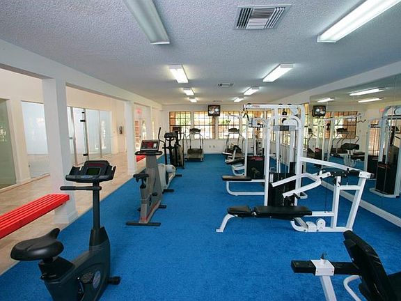 3rd image of 4607 Cason Cove Dr APT 417