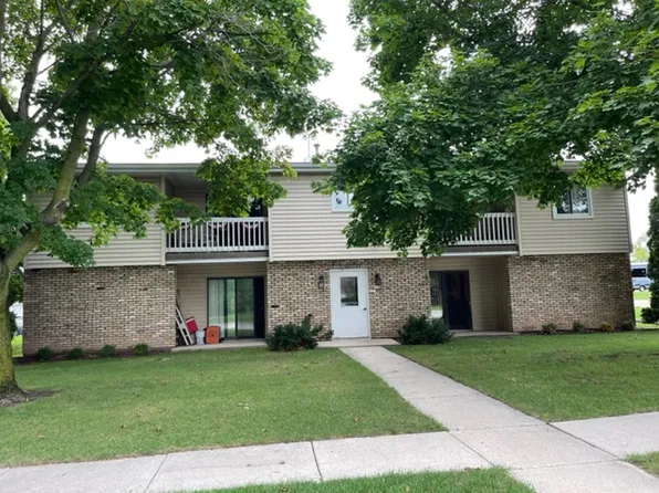 36 Baden Ave, Cedar Grove, WI