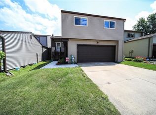 7097 Windmill Ln #2B, Mentor, OH 44060