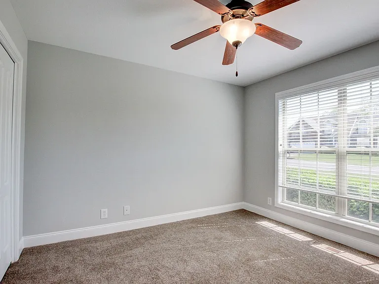 1384 Borrowdale Dr — Photo 18