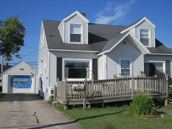 2nd image of 553 N 3rd St