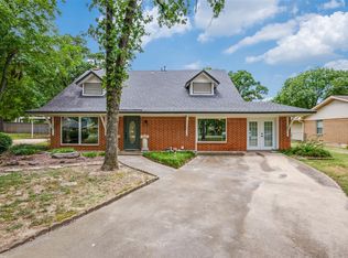 3245 Hartlee Field Rd, Denton, TX 76208