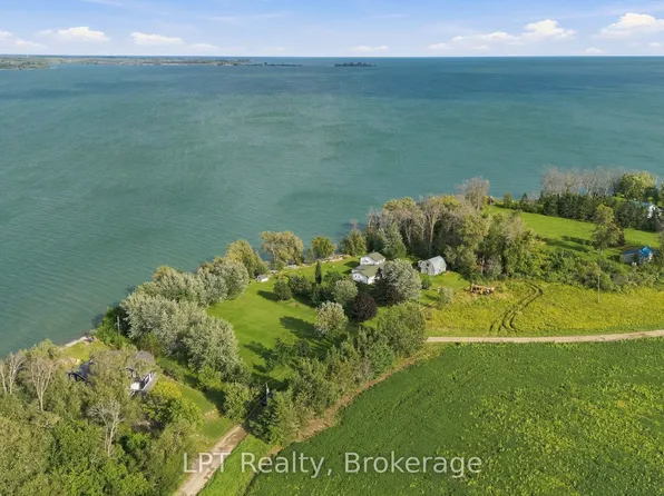 159 Point Pleasant Ln, Prince Edward County, ON K0K 2T0
