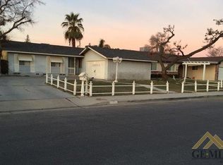 2404 Woolard Dr, Bakersfield, CA 93304