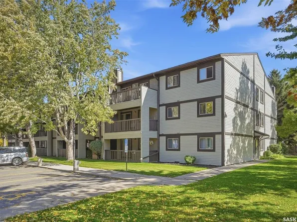 UNIT 326-122 Edinburgh PLACE, Saskatoon, SK S7H 5J7