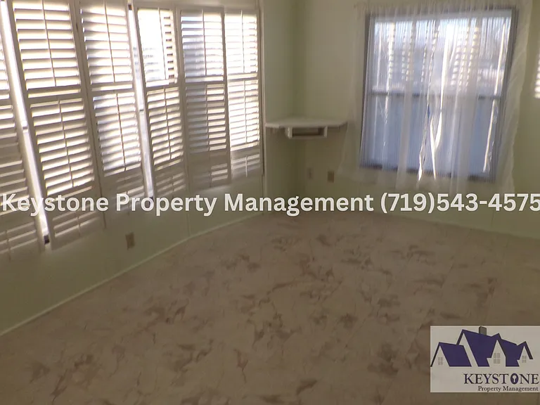 886 S Dante Dr — Photo 8