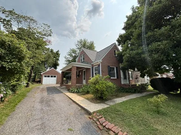 45 W Water St, Smithsburg, MD 21783