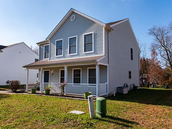 3rd image of 6627 Hunters Creek Blvd