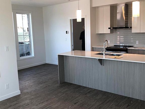 4th image of 1770 Richter St #112