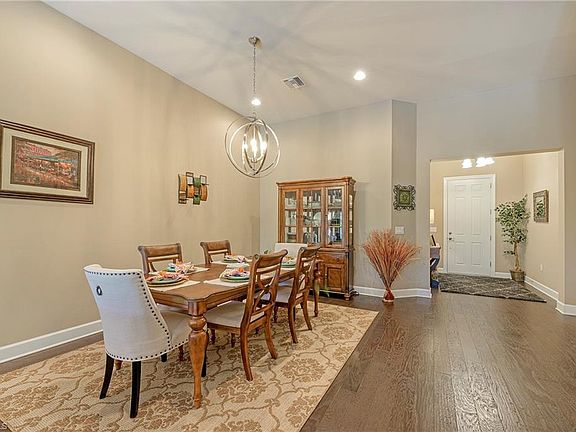 2nd image of 20495 Black Tree Ln