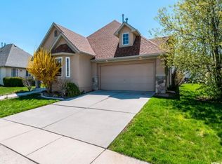 24 N Country Bend Rd, Farmington, UT 84025