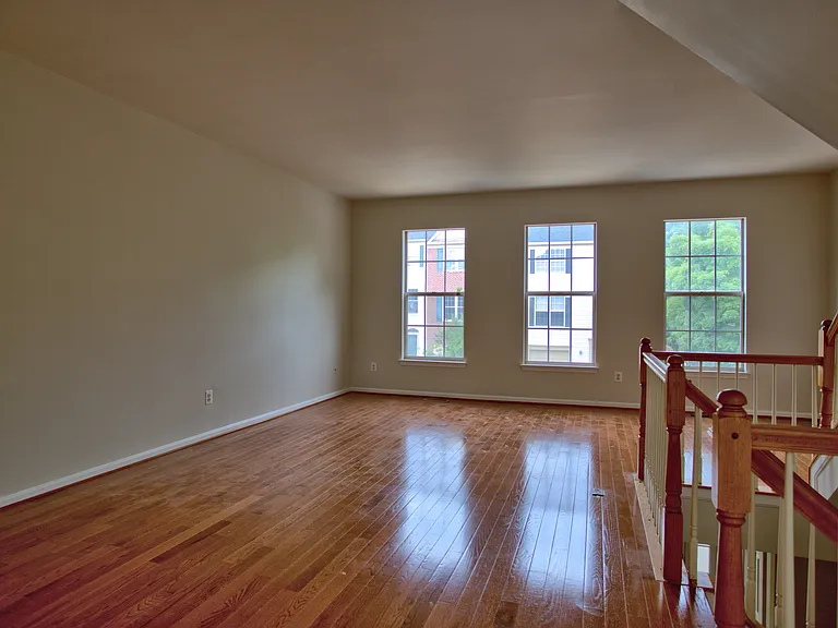 6285 Clay Pipe Ct — Photo 3