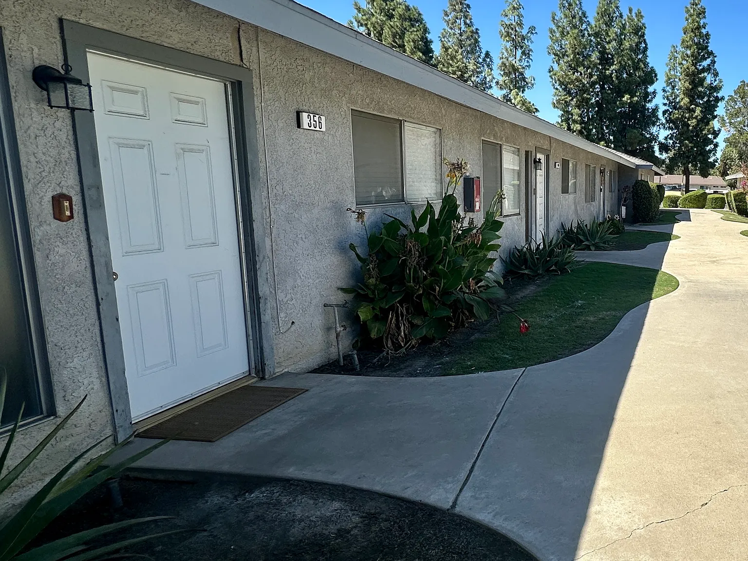 2 bed, $1,800 — Photo 1