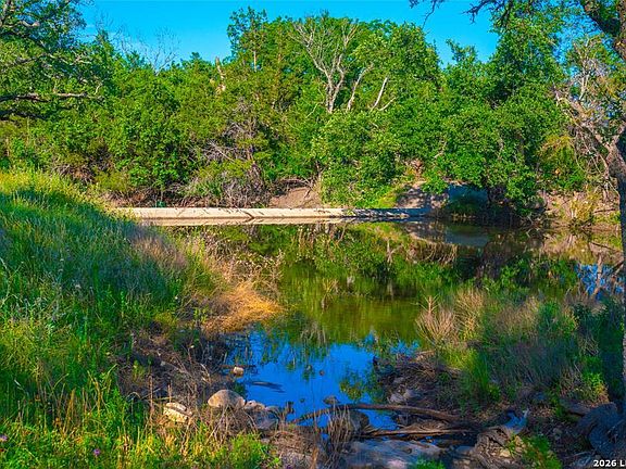 4th image of 0 Creekside