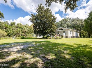 256 Holcomb Blvd, Ocean Springs, MS 39564