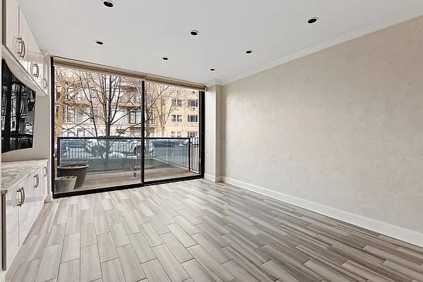 Rented by Compass | media 12