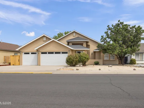 796 Divot Dr, Fernley, NV 89408