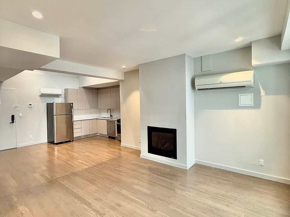 1st image of 594 Bushwick Ave APT 611