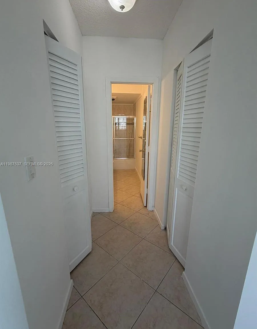 2 bed, 1220 sqft, $2,950 — Photo 4