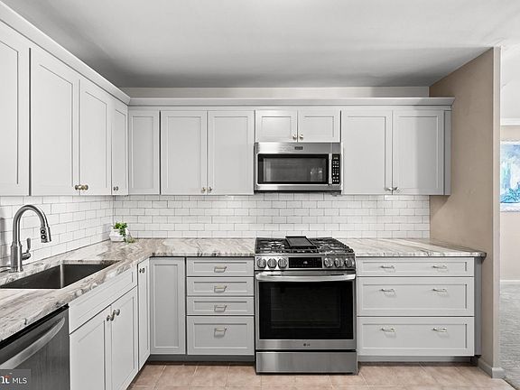 3rd image of 1840 Frontage Rd APT 1704