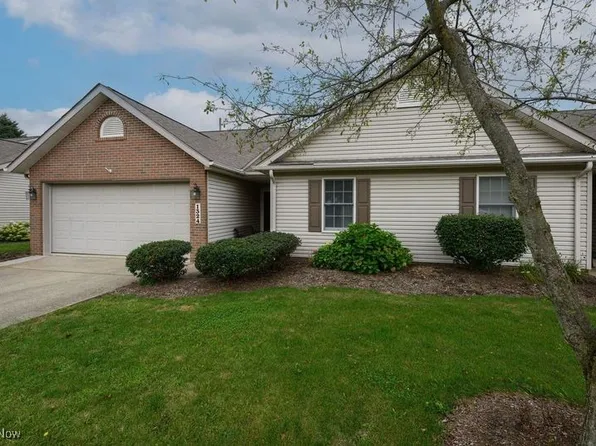 1324 Stardust Ave NW, Canton, OH 44708