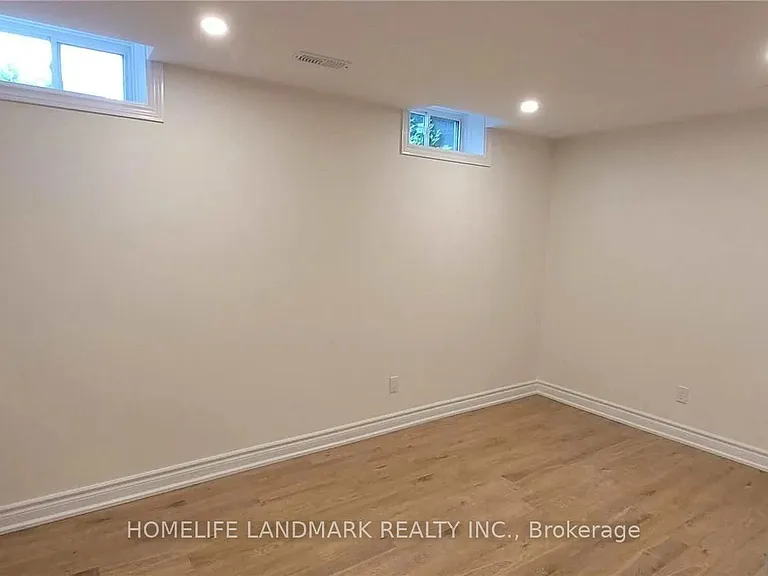 2564 Comet Ct — Photo 9