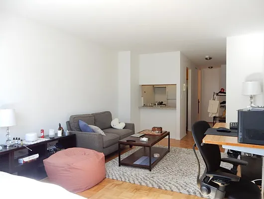 Rented by Starts New York Realty LLC | media 20